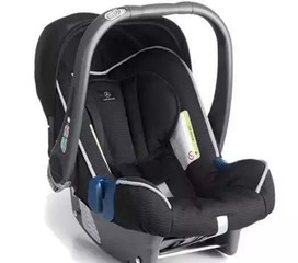 奶爸指导手册 教你安装奔驰儿童安全座椅